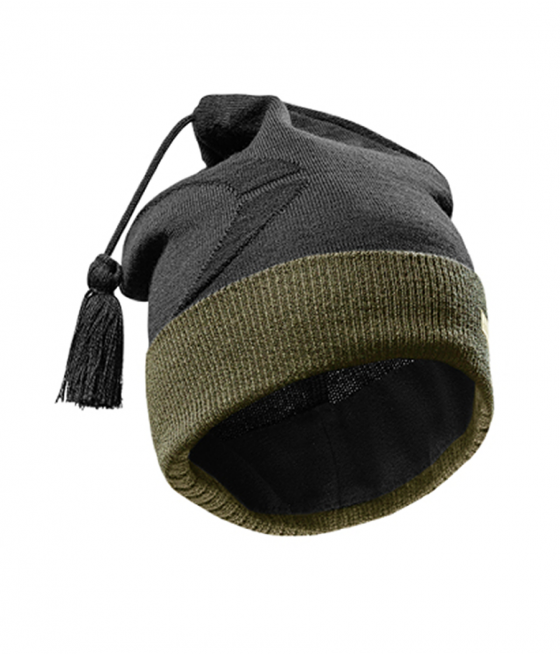 Bonnet Thermolite Merino bicolore noir et vert  avec un pompon discret